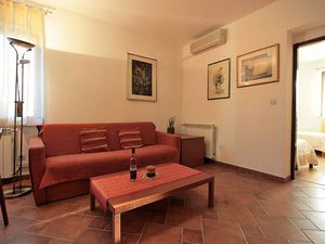 24033716-Ferienwohnung-6-Rovinj-300x225-2