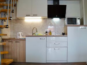 21942691-Ferienwohnung-6-Rovinj-300x225-5