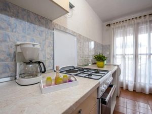 24054604-Ferienwohnung-3-Rovinj-300x225-4