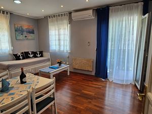 21751045-Ferienwohnung-4-Rovinj-300x225-1