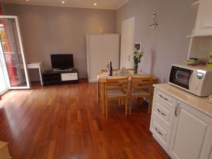 21751045-Ferienwohnung-4-Rovinj-300x225-2