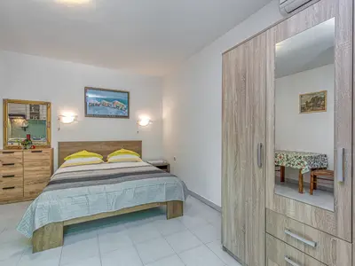 Ferienwohnung für 2 Personen (25 m²) in Rovinj 1/10