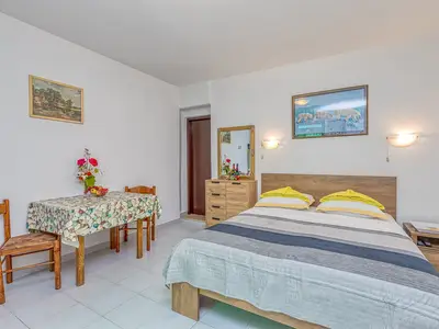 Ferienwohnung für 2 Personen (25 m²) in Rovinj 2/10