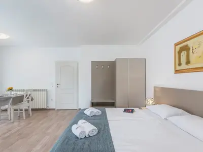 Ferienwohnung für 2 Personen (30 m²) in Rovinj 1/10