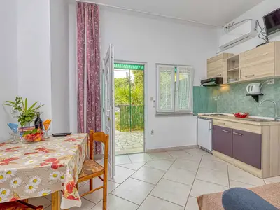 Ferienwohnung für 2 Personen (35 m²) in Rovinj 1/10