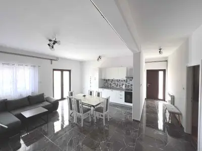 Ferienwohnung für 5 Personen (70 m²) in Rovinj 1/10