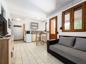 23754569-Ferienwohnung-4-Rovinjsko Selo-300x225-5