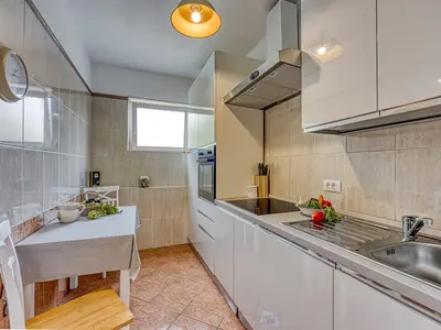 Ferienwohnung für 2 Personen (65 m²) in Rovinjsko Selo 6/10