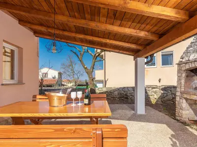 Ferienwohnung für 6 Personen (42 m²) in Rovinjsko Selo 3/10