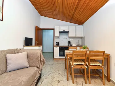 Ferienwohnung für 4 Personen (50 m²) in Rovinjsko Selo 3/10