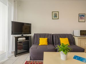 23845704-Ferienwohnung-4-Royan-300x225-1