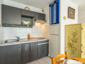 23845704-Ferienwohnung-4-Royan-300x225-5