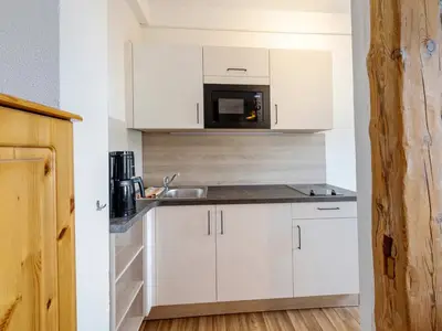 Fewo 1: Wohnraum mit Küche