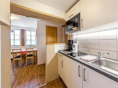 Fewo 9: Wohnraum mit Küche