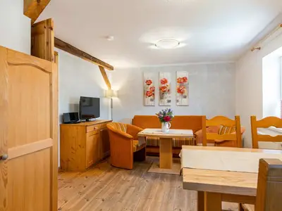 Fewo 14: Wohnraum mit Küche
