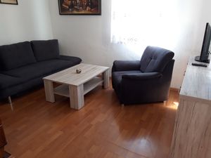 22258375-Ferienwohnung-4-Rudolstadt-300x225-4