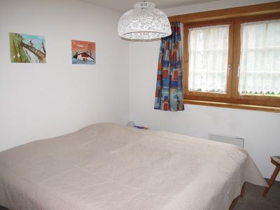 Schlafzimmer mit Doppelbett