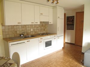 23845261-Ferienwohnung-5-Rueras-300x225-5