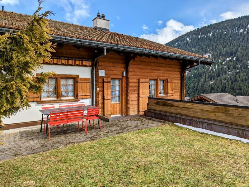 23539730-Ferienwohnung-6-Rueras-800x600-1