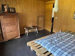 23669905-Ferienwohnung-6-Rueras-300x225-4