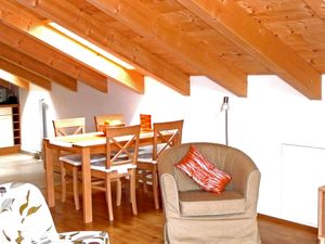 23840326-Ferienwohnung-4-Ruhpolding-300x225-3