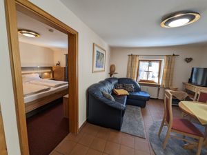 72495-Ferienwohnung-3-Ruhpolding-300x225-1