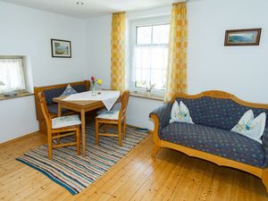 72557-Ferienwohnung-3-Ruhpolding-300x225-3