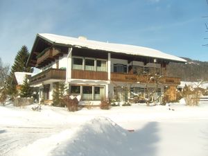 101959-Ferienwohnung-5-Ruhpolding-300x225-1