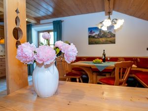 23360147-Ferienwohnung-6-Ruhpolding-300x225-5