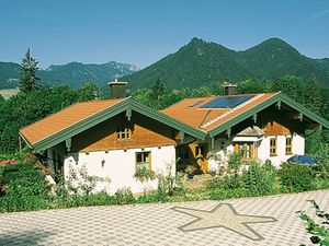 93727-Ferienwohnung-2-Ruhpolding-300x225-1