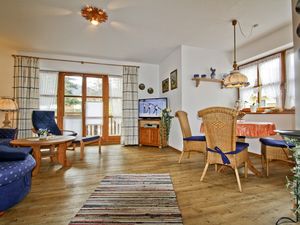 2185298-Ferienwohnung-2-Ruhpolding-300x225-5