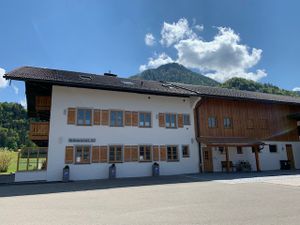 22765365-Ferienwohnung-6-Ruhpolding-300x225-2