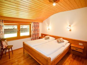 72580-Ferienwohnung-4-Ruhpolding-300x225-4