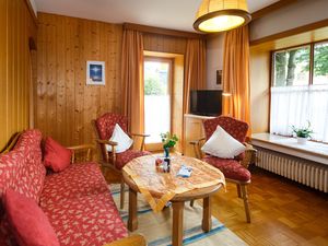 72552-Ferienwohnung-2-Ruhpolding-300x225-3