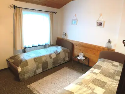 Schlafzimmer 2