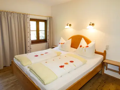 Schlafzimmer klein OG