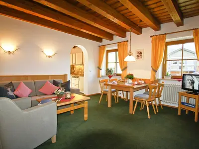 Fewo Rauschberg Wohn-/Essbereich