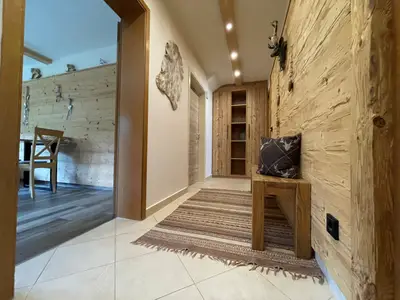 Flur mit genügend Abstellfläche