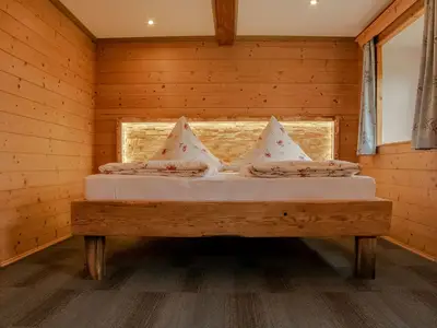 Schlafzimmer-1