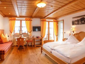 23697366-Ferienwohnung-2-Ruhpolding-300x225-5