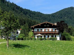 72623-Ferienwohnung-4-Ruhpolding-300x225-1