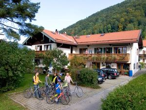 72618-Ferienwohnung-3-Ruhpolding-300x225-1