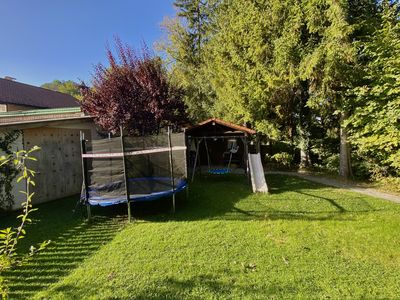 Spielplatz im Garten für unsere kleinen Gäste