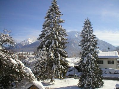 Ausblick auf den verschneiten Rauschberg