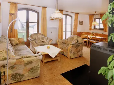 Wohnzimmer mit Kaminofen