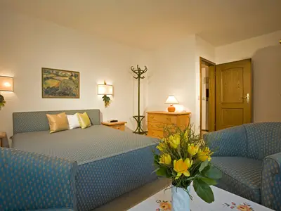 Schlafzimmer mit Balkon