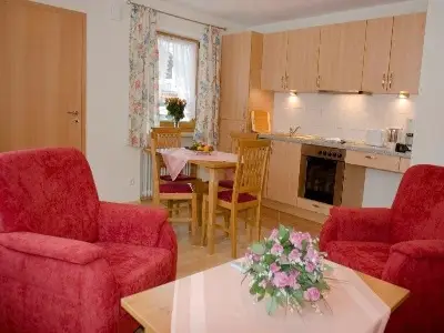 Ferienwohnung für 4 Personen (95 m²) in Ruhpolding 3/10