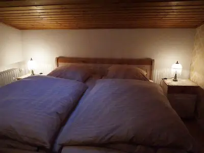 Schlafzimmer mit Morgensonne Zellerberg