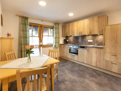 Küche mit Essbereich