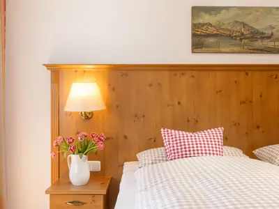 Kienberg Bett mit Springbox-Matatzen